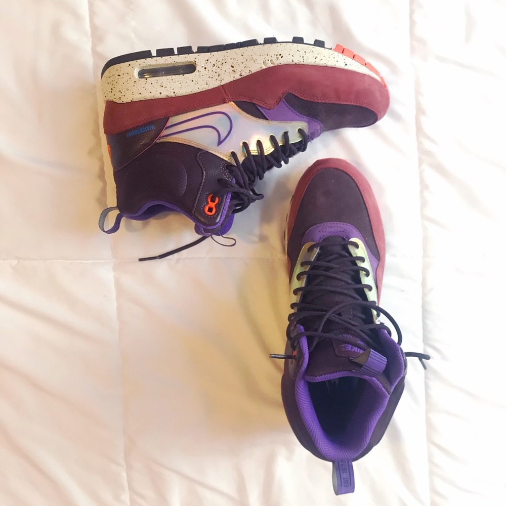 Nike air sneakers